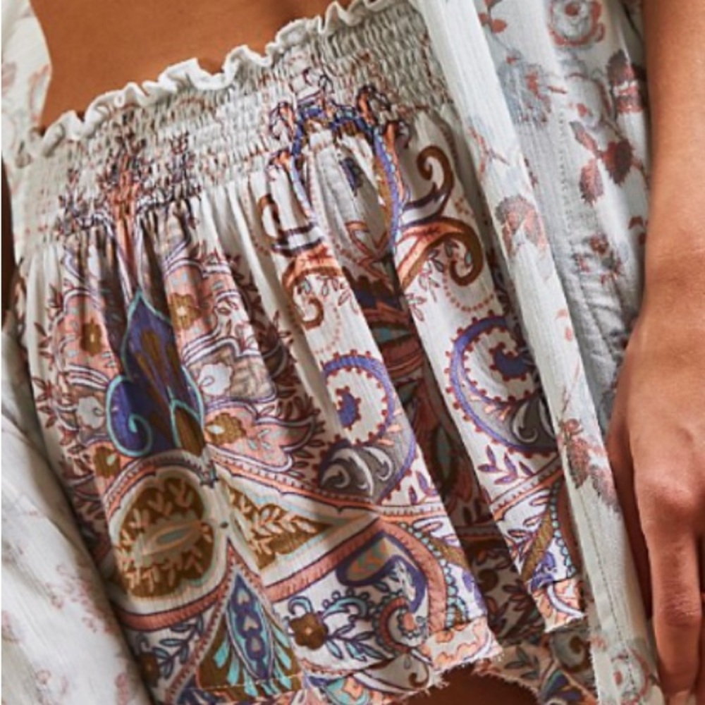 FREE PEOPLE BALI PIXIE LOUNGE SET IN MOONDANCE COMBO 2-PIECES ROBE AND SHORTS S - Picture 7 of 9